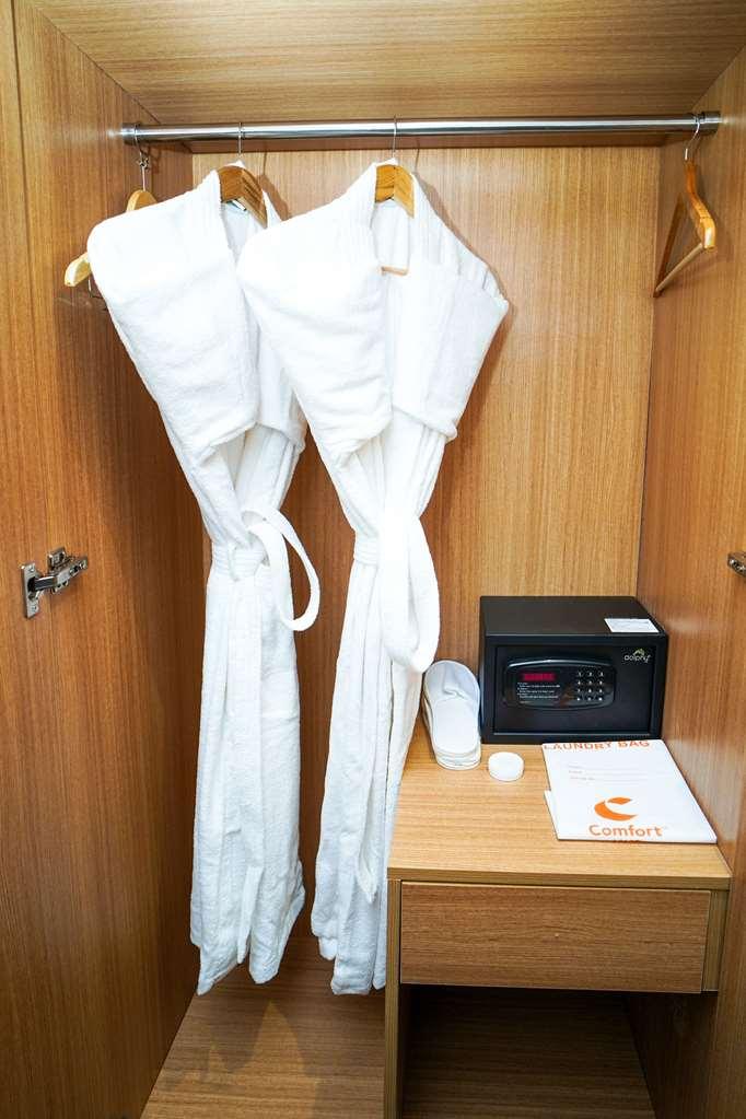 Comfort Inn Udaipur Room photo